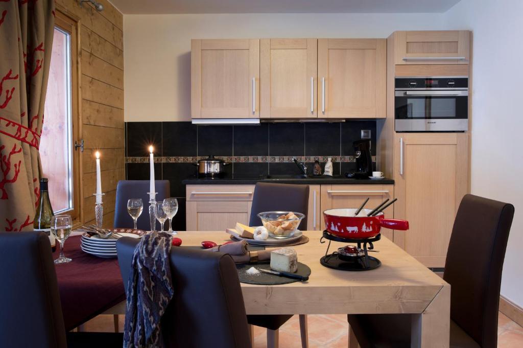 Cgh Residences & Spas Les Chalets D'Angele シャテル 部屋 写真