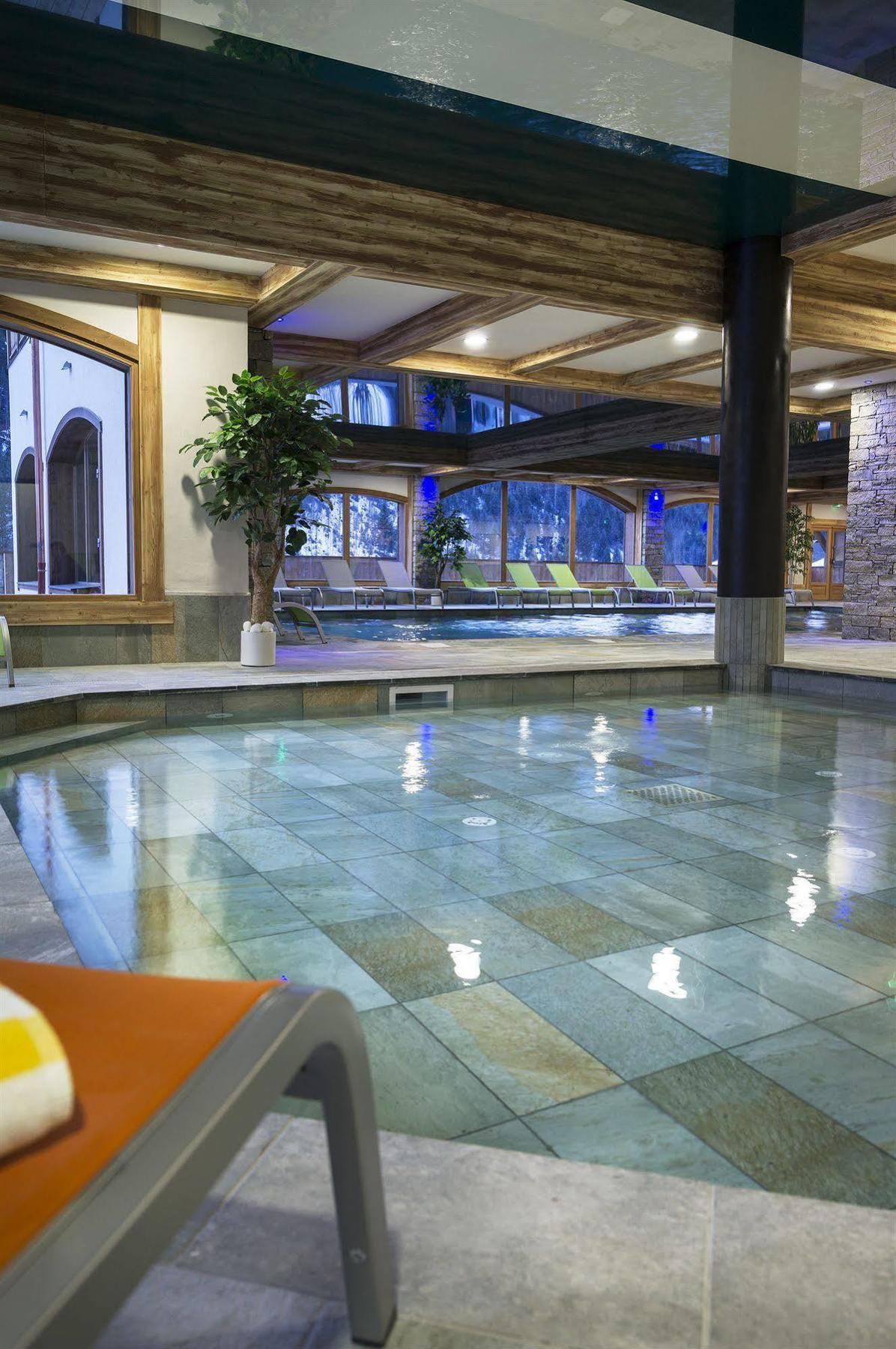 Cgh Residences & Spas Les Chalets D'Angele シャテル エクステリア 写真